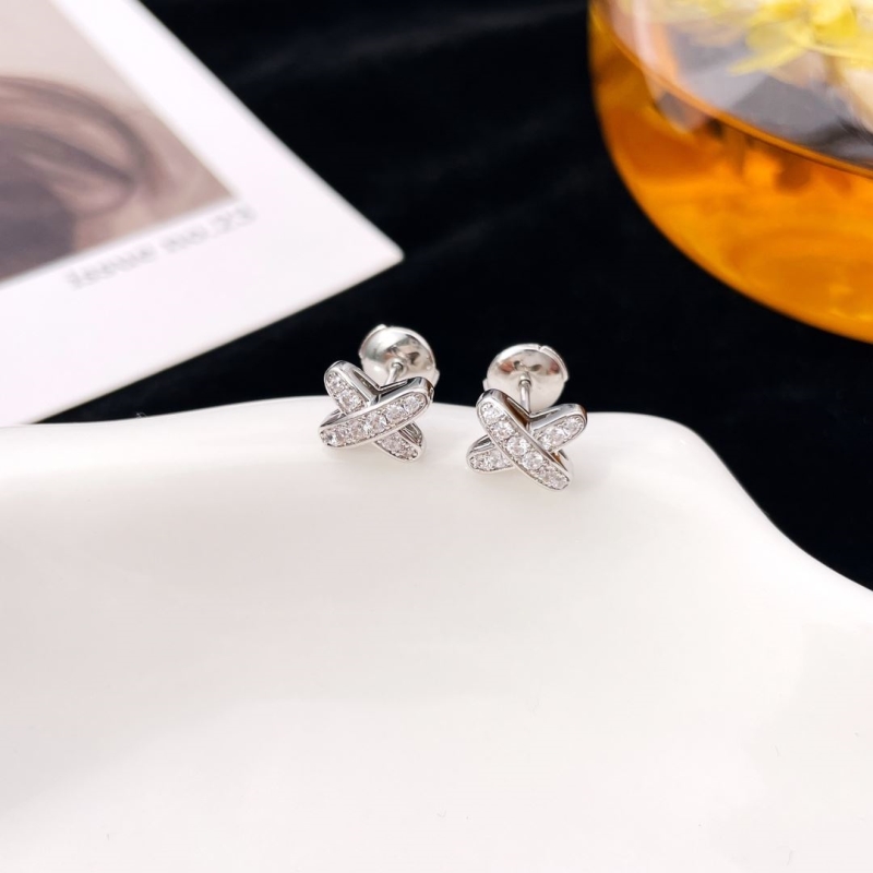 CHAUMET